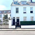 Aquila House *