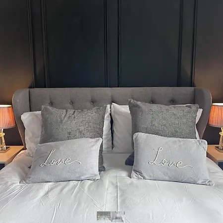 Aquila House Apartamento *