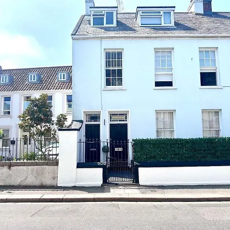 Central&trendy - Aquila House *