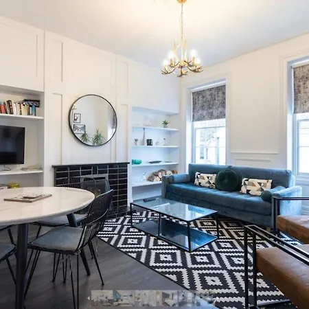 Central&trendy - Aquila House *