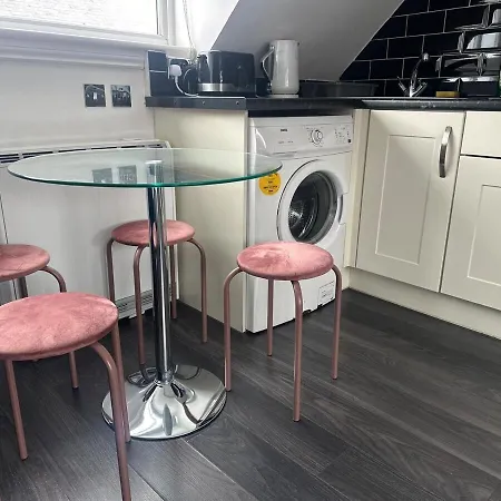 Central&trendy - Aquila House Appartement *