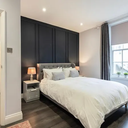 Apartment Aquila House *
