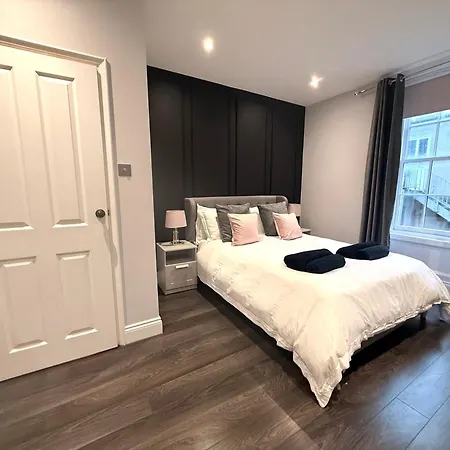 Central&trendy - Aquila House